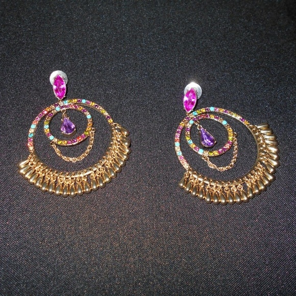 NWT Betsey Johnson CARNIVAL NECKLACE & EARRINGS Set - Picture 5 of 5
